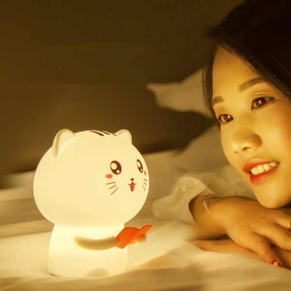 Cat Pats Silicone Night Light With Remote Control - Image 6