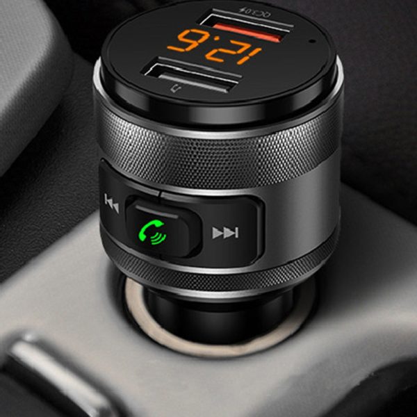 C57 Bluetooth 4.2 Car FM Transmitter with Battery Voltage Display USB Charging Port - Image 3